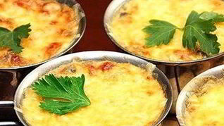 Жульен с курицей и грибами